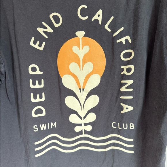 Deep End Swim Company Tee - Picture 4 of 6